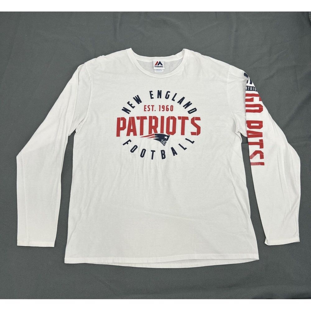 New England‎ Patriots Shirt Men Large White Majestic NFL Long Sleeve Crew Neck